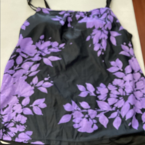 SOLD - Picture 2 of 4